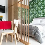 Apartment Suite