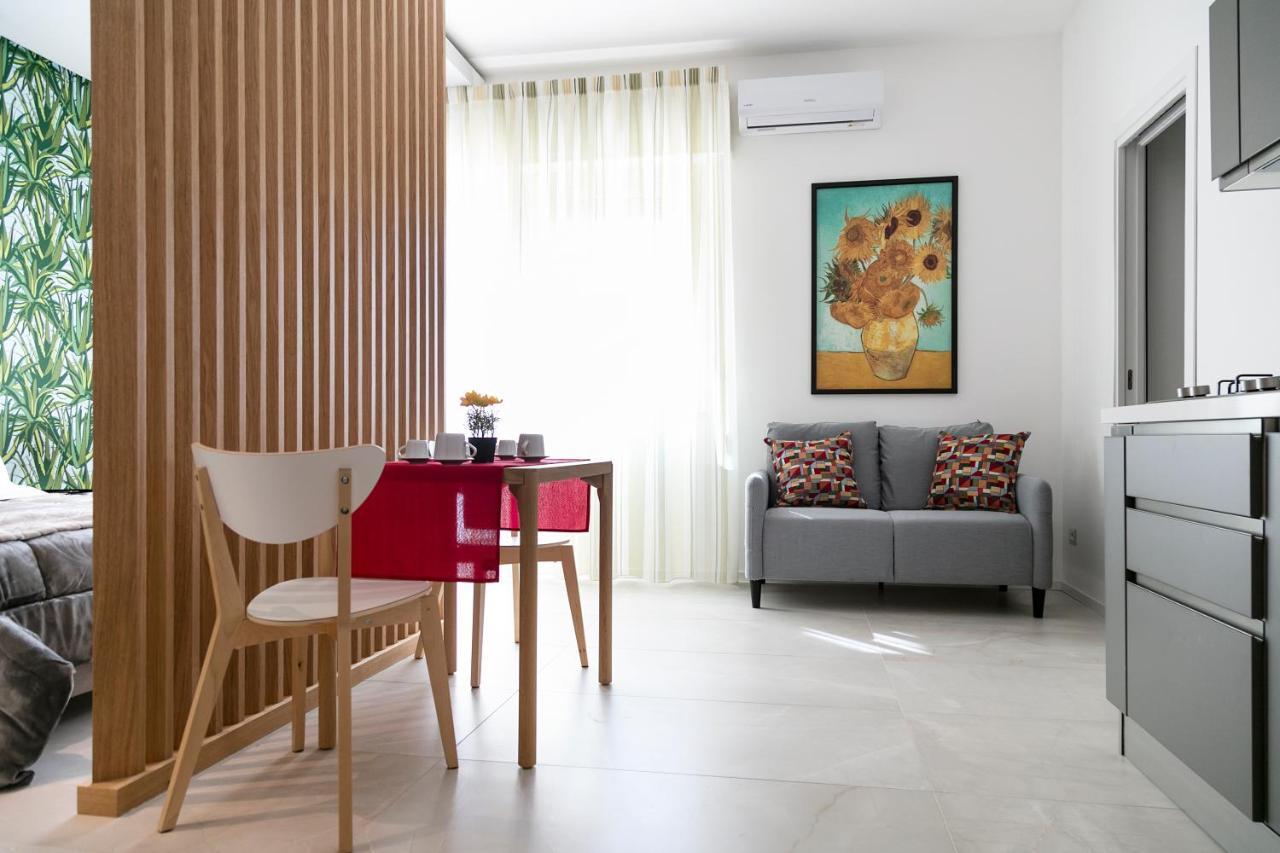 Apartment Suite *